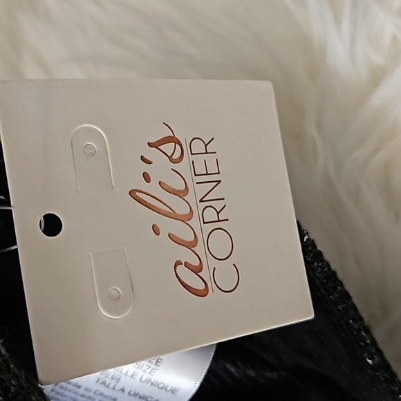 aili's Corner Black Tweed Adjustable Hat NWT - Picture 7 of 9